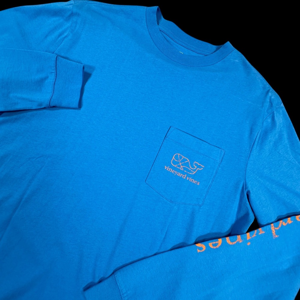 Vineyard Vines Long Sleeve T-Shirt Mens Small Blue Whale Logo Pocket 1V017801